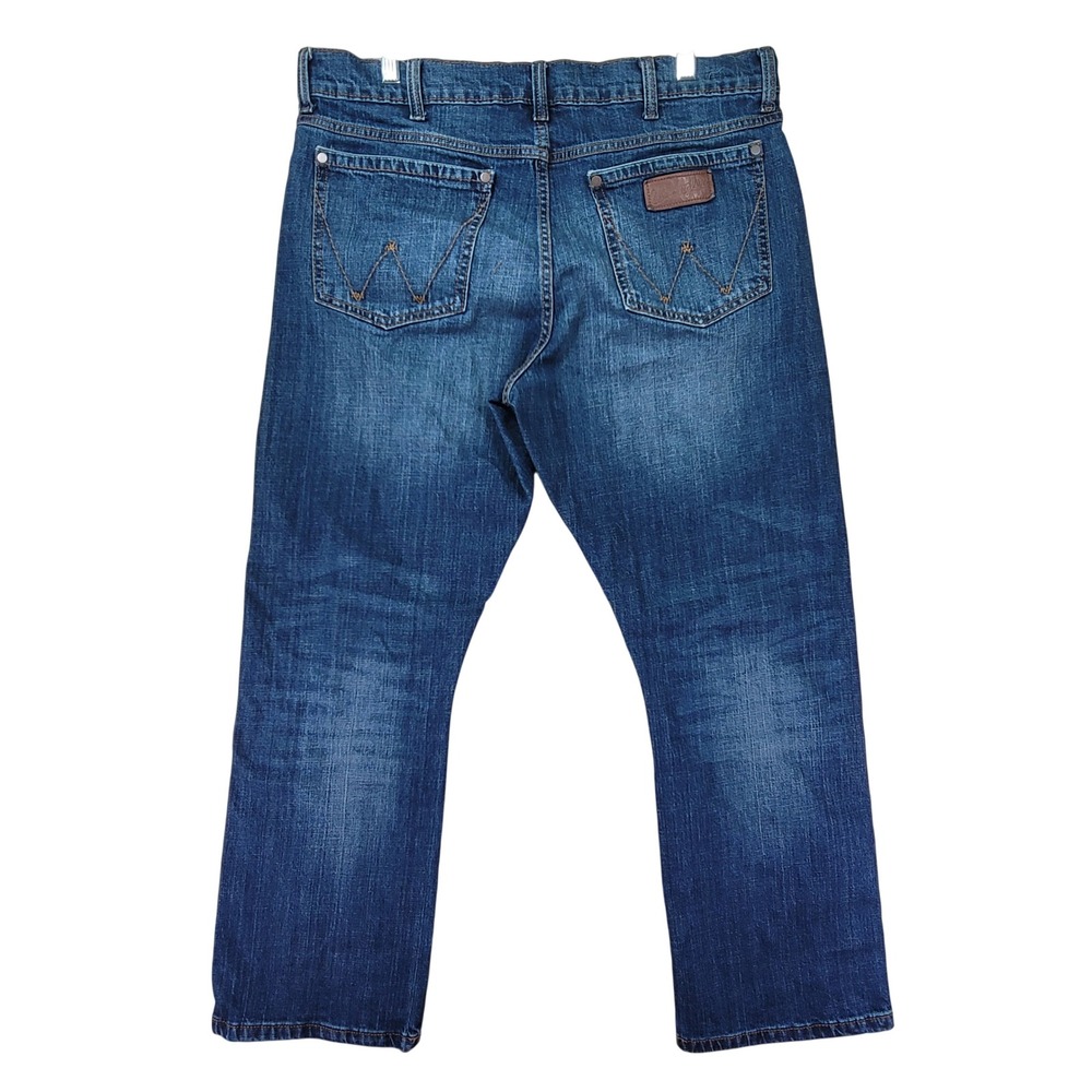 Wrangler Retro Relaxed Boot Jeans Mens 36x30 Blue Excellent Used Condition - Picture 2 of 7